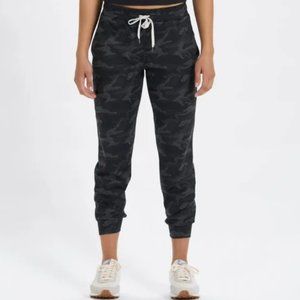 Vuori Performance jogger